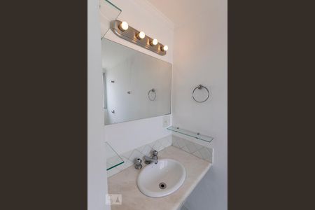 Apartamento para alugar com 101m², 2 quartos e 1 vaga Apartamento para alugar com 101m², 2 quartos e 1 vagaBanheiro