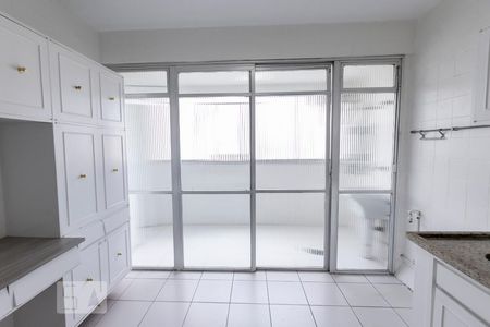 Apartamento para alugar com 101m², 2 quartos e 1 vaga Apartamento para alugar com 101m², 2 quartos e 1 vagaCozinha