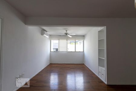 Apartamento para alugar com 101m², 2 quartos e 1 vaga Apartamento para alugar com 101m², 2 quartos e 1 vagaSala