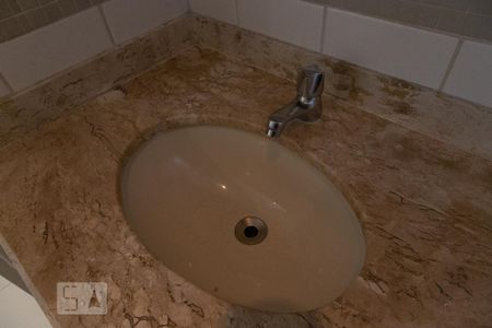 Apartamento para alugar com 82m², 3 quartos e 3 vagas Apartamento para alugar com 82m², 3 quartos e 3 vagasBanheiro social