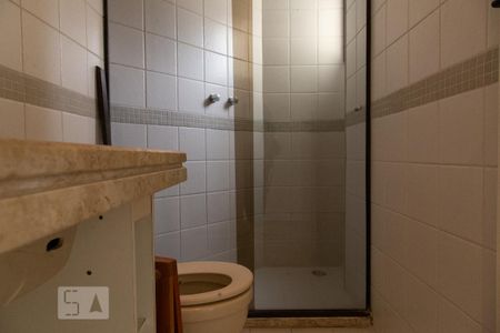 Apartamento para alugar com 82m², 3 quartos e 3 vagas Apartamento para alugar com 82m², 3 quartos e 3 vagasBanheiro social
