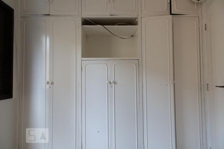 Apartamento para alugar com 82m², 3 quartos e 3 vagas Apartamento para alugar com 82m², 3 quartos e 3 vagasSuíte