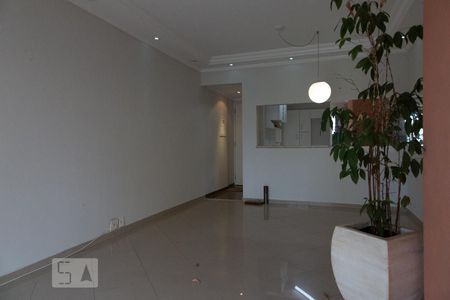 Sala de apartamento para alugar com 3 quartos, 82m² em Vila Nova Conceição, São Paulo