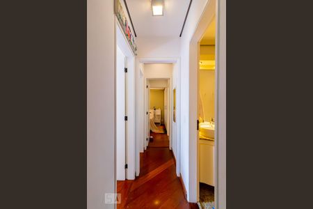 Apartamento à venda com 164m², 3 quartos e 2 vagasCorredor dos Quartos