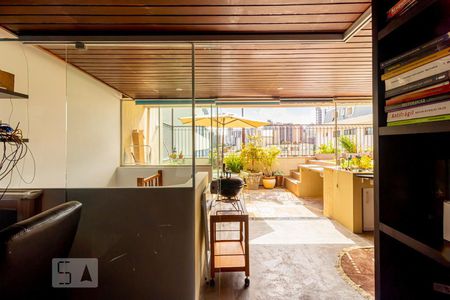 Apartamento à venda com 164m², 3 quartos e 2 vagasEscritório / Cobertura