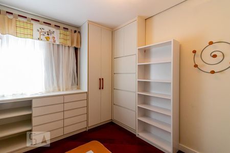 Apartamento à venda com 164m², 3 quartos e 2 vagasQuarto 2