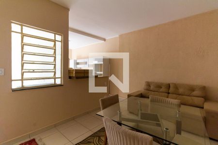 Casa à venda com 125m², 2 quartos e 2 vagasSala