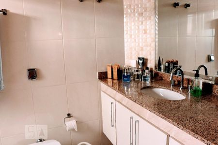 Apartamento para alugar com 230m², 4 quartos e 3 vagasBanheiro 2