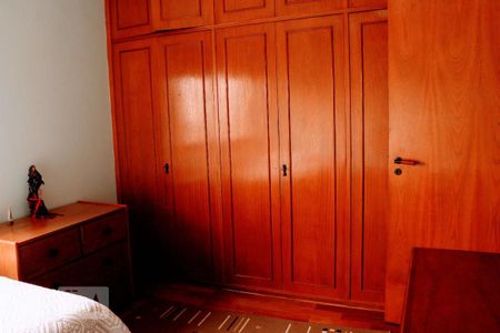 Apartamento para alugar com 230m², 4 quartos e 3 vagasQuarto 2