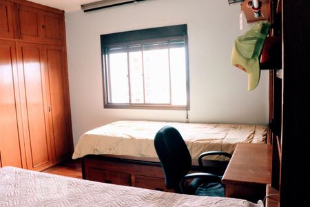 Apartamento para alugar com 230m², 4 quartos e 3 vagasQuarto 4