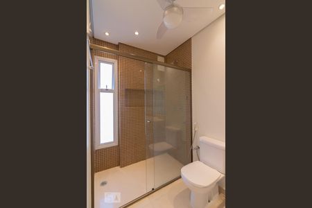 Banheiro Suíte 1 de apartamento para alugar com 2 quartos, 169m² em Itaim Bibi, São Paulo