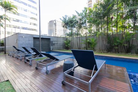Apartamento para alugar com 169m², 2 quartos e 3 vagasÁrea comum - Piscina