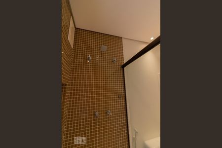 Banheiro Suíte 1 de apartamento para alugar com 2 quartos, 169m² em Itaim Bibi, São Paulo