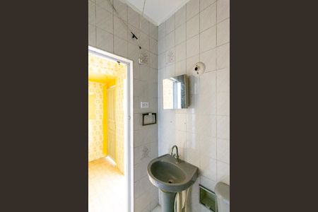 Casa à venda com 205m², 4 quartos e 1 vaga Casa à venda com 205m², 4 quartos e 1 vagaBanheiro