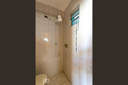 Casa à venda com 205m², 4 quartos e 1 vaga Casa à venda com 205m², 4 quartos e 1 vagaBanheiro