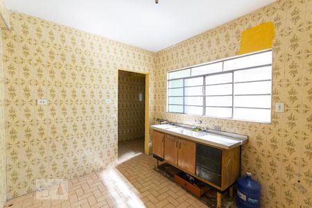 Casa à venda com 205m², 4 quartos e 1 vaga Casa à venda com 205m², 4 quartos e 1 vagaCozinha