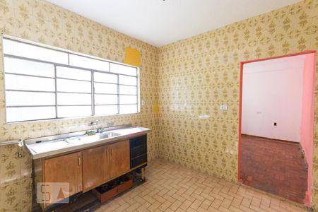 Casa à venda com 205m², 4 quartos e 1 vaga Casa à venda com 205m², 4 quartos e 1 vagaCozinha