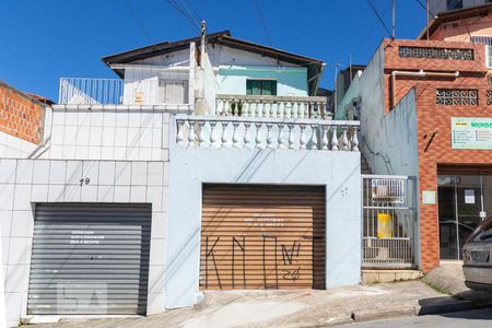 Casa à venda com 205m², 4 quartos e 1 vaga