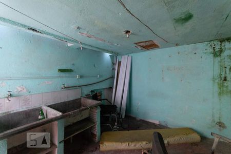 Casa à venda com 205m², 4 quartos e 1 vaga Casa à venda com 205m², 4 quartos e 1 vagaÁrea de Serviço