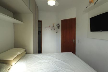 Suíte de apartamento à venda com 2 quartos, 50m² em Jardim Santo Alberto, Santo André