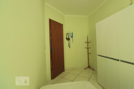 Quarto 1 de apartamento à venda com 2 quartos, 50m² em Jardim Santo Alberto, Santo André