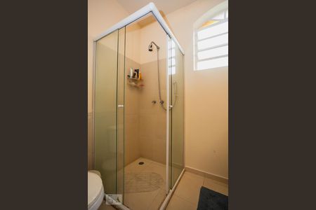 Casa à venda com 300m², 4 quartos e 5 vagasBanheiro Suíte