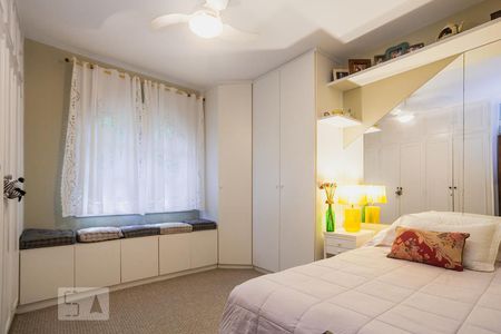 Casa à venda com 300m², 4 quartos e 5 vagasQuarto 1