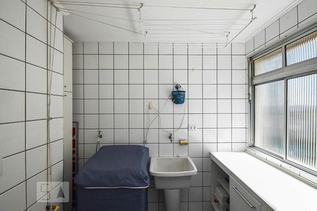 Apartamento para alugar com 74m², 2 quartos e 1 vaga Apartamento para alugar com 74m², 2 quartos e 1 vagaÁrea de serviço