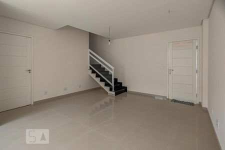 Sala de casa de condomínio à venda com 3 quartos, 150m² em Vila Osasco, Osasco