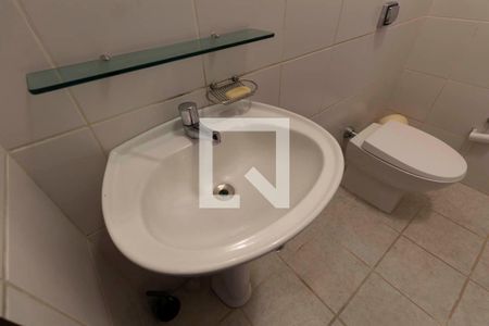 Lavabo de casa para alugar com 3 quartos, 150m² em Parque Artur Alvim, São Paulo