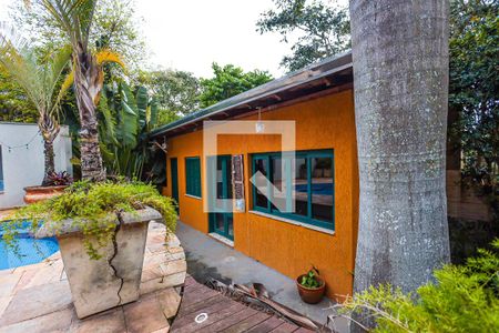 Casa de condomínio para alugar com 350m², 4 quartos e 2 vagasParte externa 