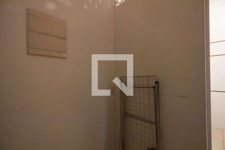 Casa de condomínio para alugar com 350m², 4 quartos e 2 vagasQuarto de Serviço