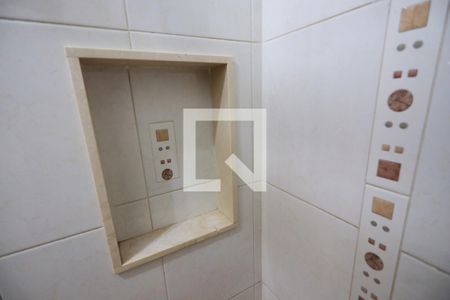Casa de condomínio para alugar com 350m², 4 quartos e 2 vagasBanheiro 