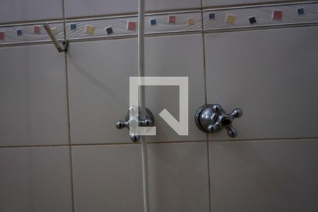 Casa de condomínio para alugar com 350m², 4 quartos e 2 vagasSuíte 3 banheiro 