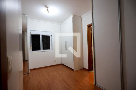 Casa de condomínio para alugar com 350m², 4 quartos e 2 vagasSuíte 2