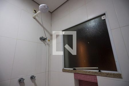 Casa de condomínio para alugar com 350m², 4 quartos e 2 vagasSuíte 4 banheiro 