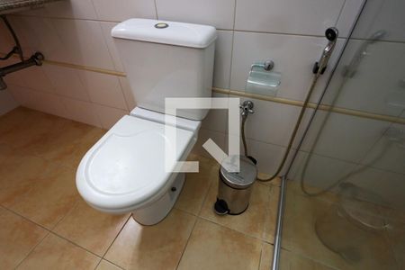 Casa de condomínio para alugar com 350m², 4 quartos e 2 vagasSuíte 3 banheiro 