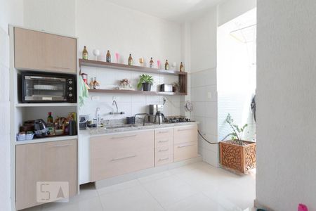 Apartamento à venda com 100m², 3 quartos e sem vagaCozinha