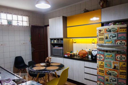 Casa à venda com 150m², 5 quartos e 2 vagasCozinha - Fundos