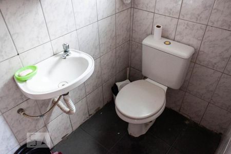 Casa à venda com 150m², 5 quartos e 2 vagasBanheiro de Serviço