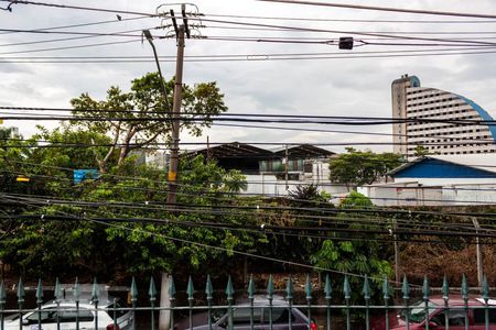 Casa à venda com 150m², 5 quartos e 2 vagasQuarto 2 - Sacada