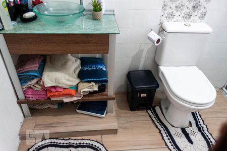 Casa à venda com 150m², 5 quartos e 2 vagasBanheiro do Quarto 1