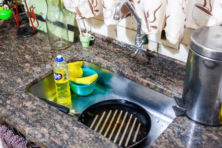 Casa à venda com 150m², 5 quartos e 2 vagasCozinha - Fundos