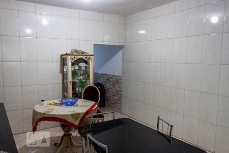 Casa à venda com 150m², 5 quartos e 2 vagasCozinha
