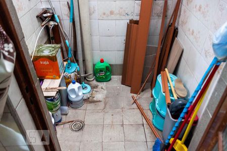 Casa à venda com 150m², 5 quartos e 2 vagasÁrea comum- Fundos