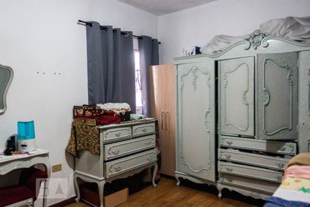 Casa à venda com 150m², 5 quartos e 2 vagasQuarto 1 -  Fundos