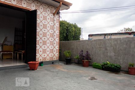 Casa à venda com 150m², 5 quartos e 2 vagasQuarto 2 - Sacada