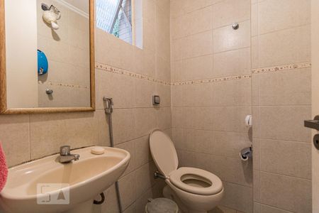 Apartamento para alugar com 112m², 3 quartos e 1 vaga Apartamento para alugar com 112m², 3 quartos e 1 vagaBanheiro de Serviço