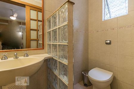 Apartamento para alugar com 112m², 3 quartos e 1 vaga Apartamento para alugar com 112m², 3 quartos e 1 vagaBanheiro da suite