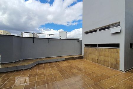 Casa para alugar com 780m², 4 quartos e 2 vagas Casa para alugar com 780m², 4 quartos e 2 vagasQuintal